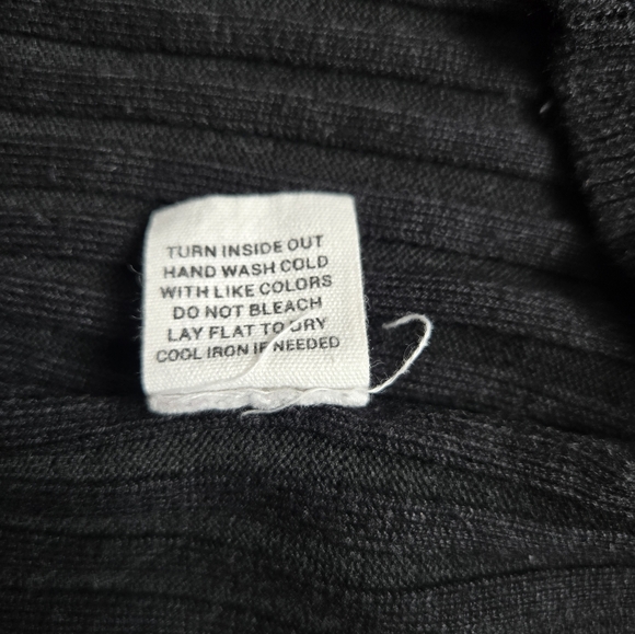 Black Ribbed Button-Up Sweater Cardigan - Picture 5 of 6